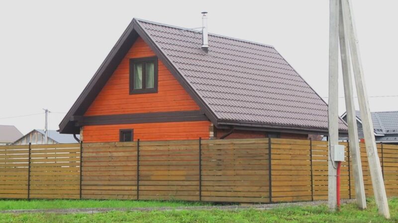 В Новосибирске суд запретил использовать под гостиницу дачный дом