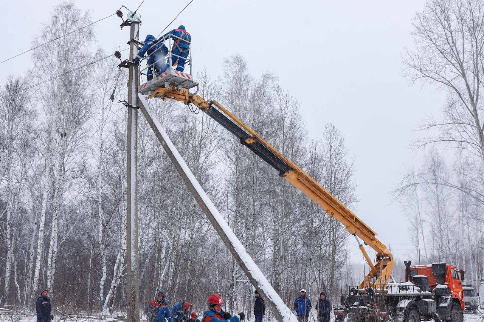 Ураган обесточил 118 населенных пунктов в Новосибирской области