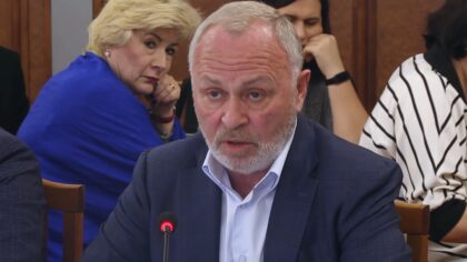 В Новосибирске зампред Знатков дал показания по делу министра ЖКХ