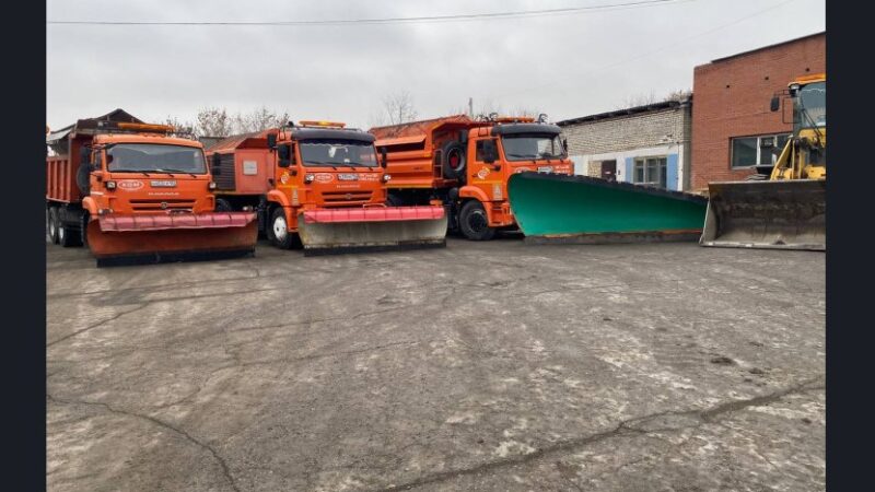 В Новосибирске по-прежнему не хватает дорожных рабочих