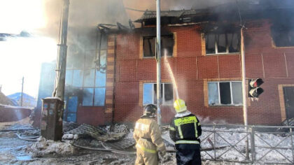 На ликвидацию пожара на Волочаевской в Новосибирске потребовались сутки