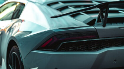 Новосибирцы инсценировали ДТП с Porshe Cayenne Turbo ради 400 тысяч