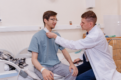 Тромб в форме подковы извлекли из сердца новосибирца