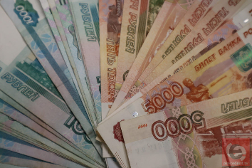 Новосибирские коррупционеры получили взяток на 232 миллиона