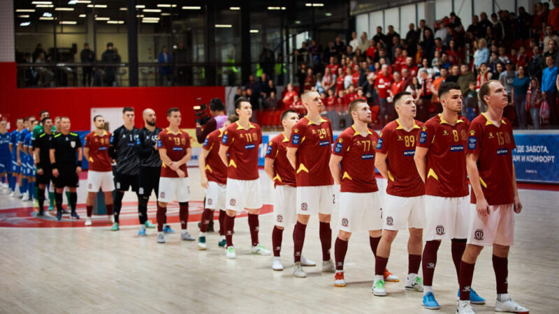 Фанатов новосибирского МФК «Сибиряк» проверят на расизм