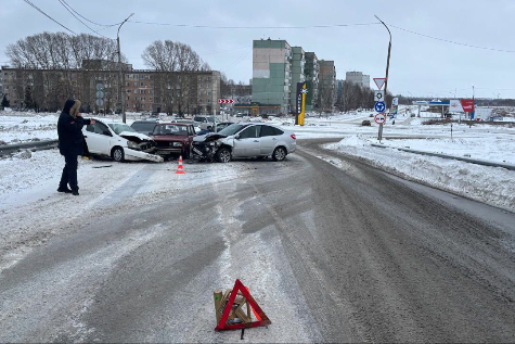 Водитель погиб в тройном ДТП под Новосибирском